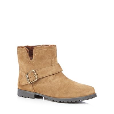 Tan faux fur lined ankle boots